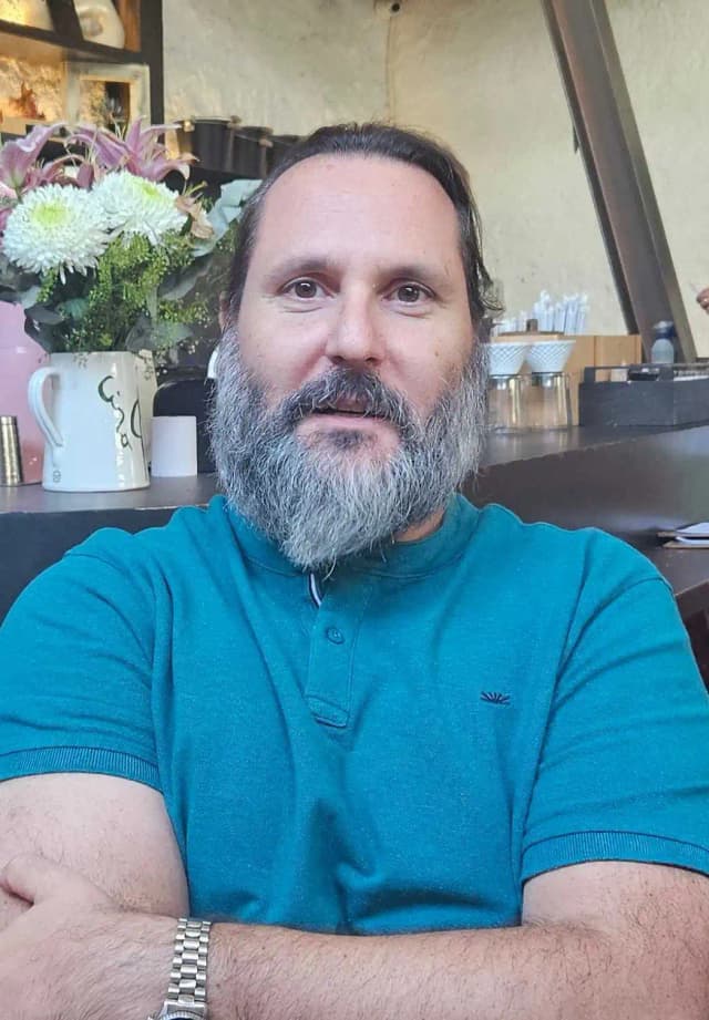 team-member-βαγγέλης-μωράκης